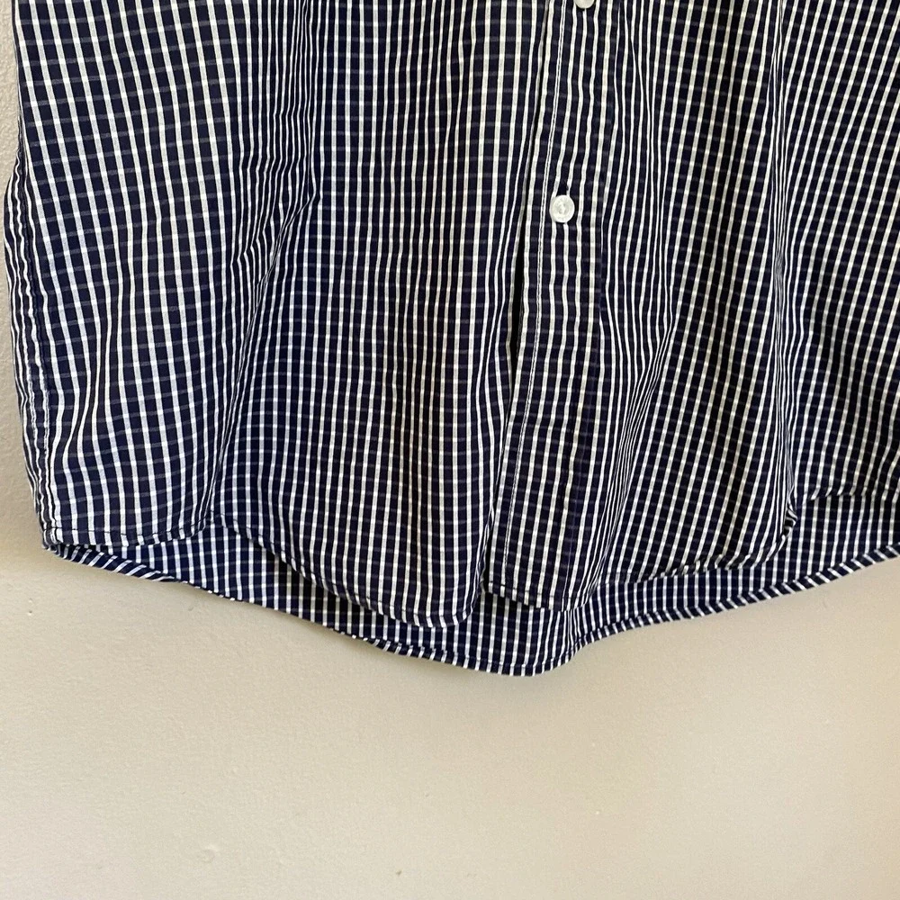 Walt Disney World Men's‎ Size M Button Down Short sleeve shirt Mickey Mouse - Picture 8 of 15
